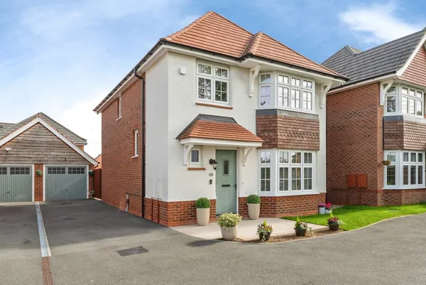 Old Meadow Drive, Backford, Chester, ...