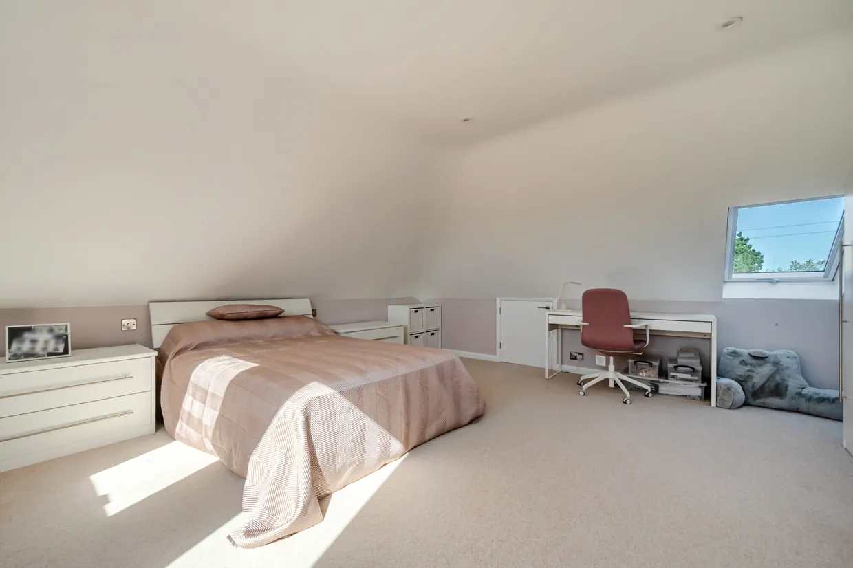 Fifield Road, Fifield, Maidenhead, SL6 photo 7