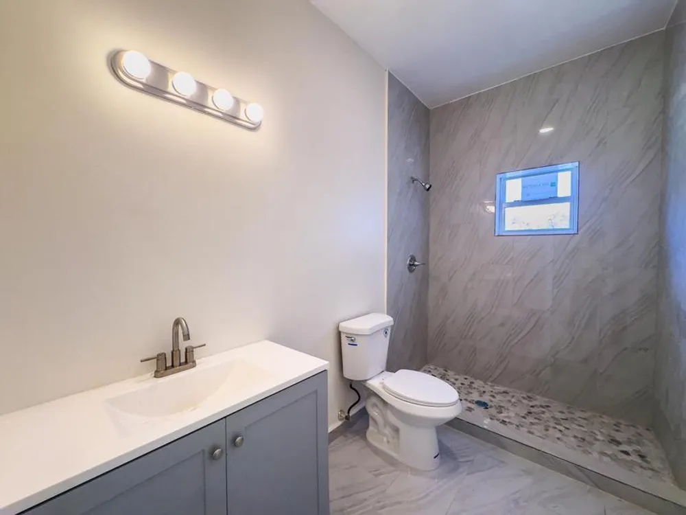 215 Ruby (Diamond) QU St. Croix St. Croix