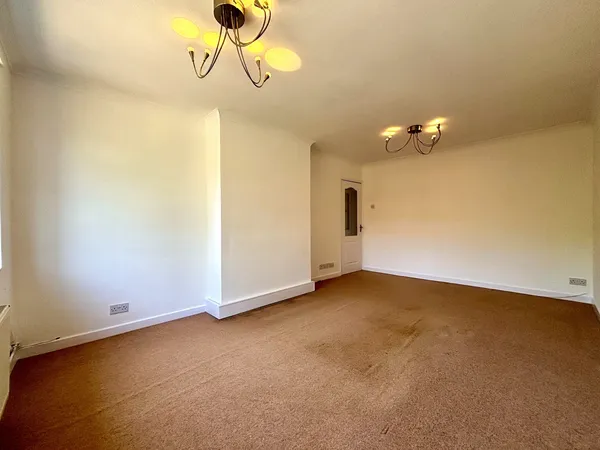 Holland Close, Bromley, BR2