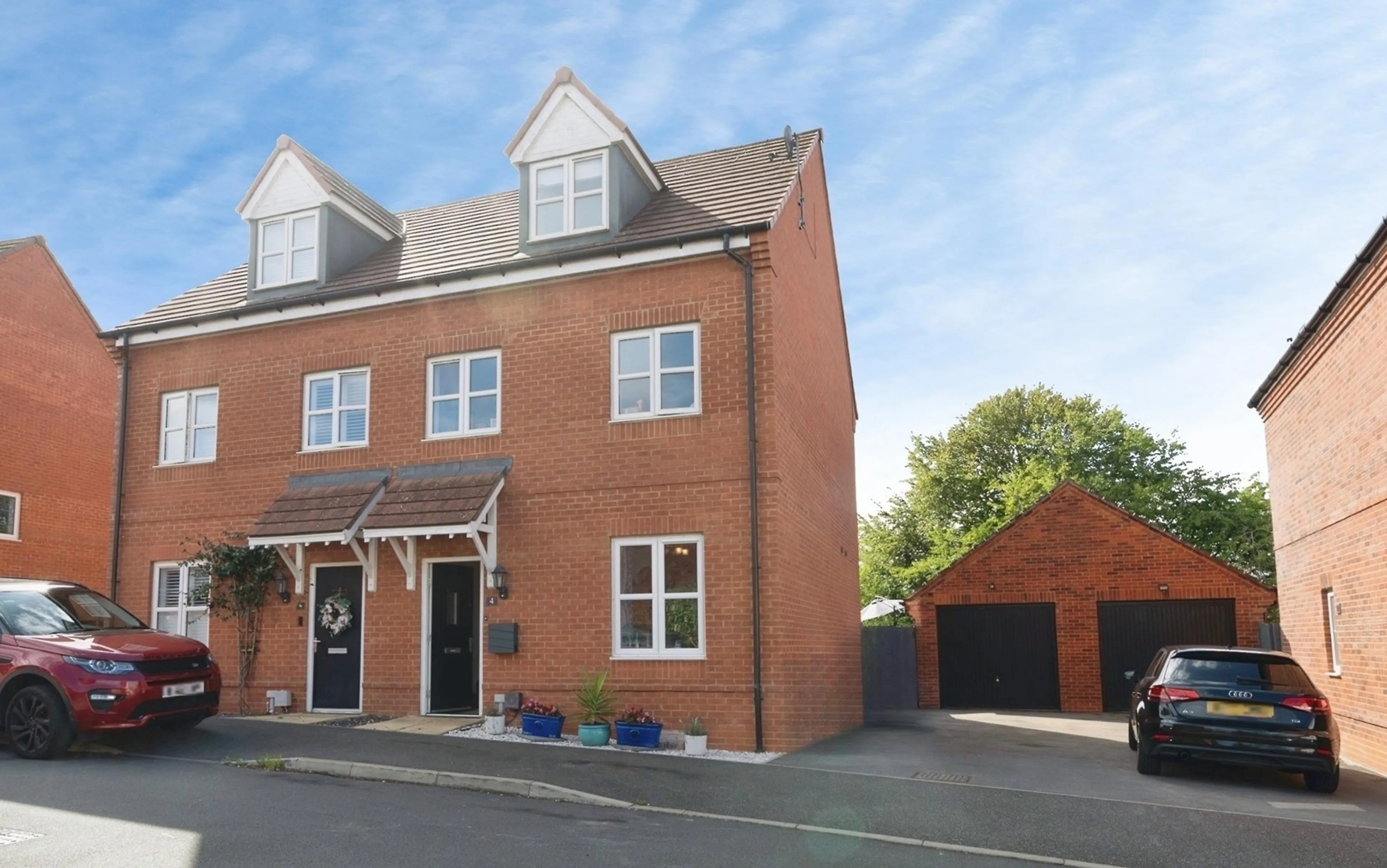 Property photo 0