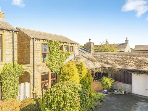 Paris Mews, Scholes, Holmfirthphoto