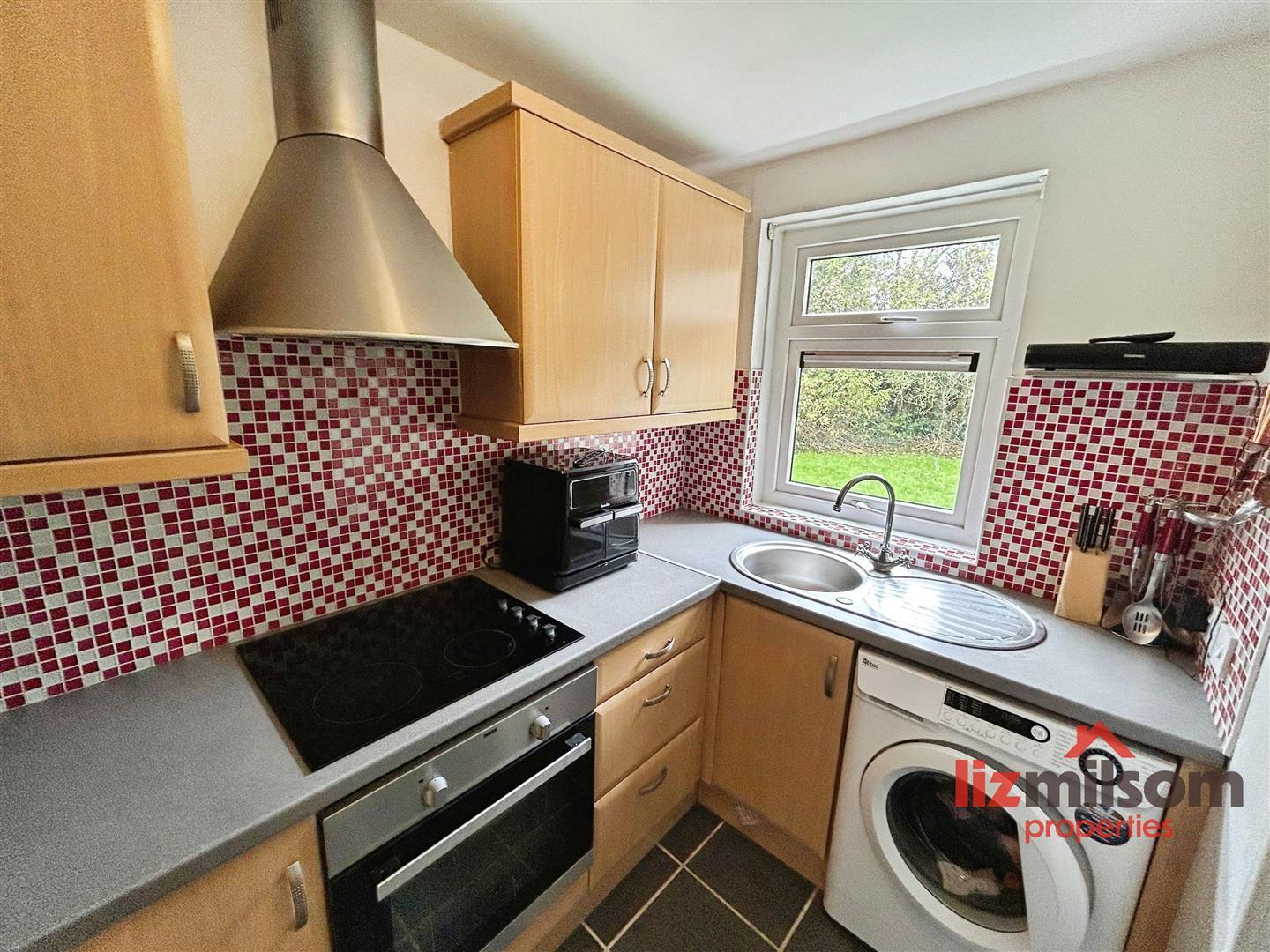 Small Thorn Place, Woodville, Swadlincote Image 5