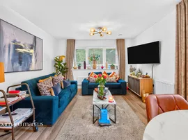 Montagu Crescent, Redhill photo