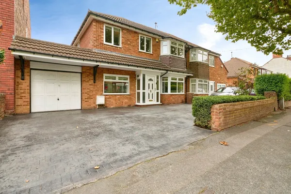 Wellington Road, BILSTON, West Midlan...