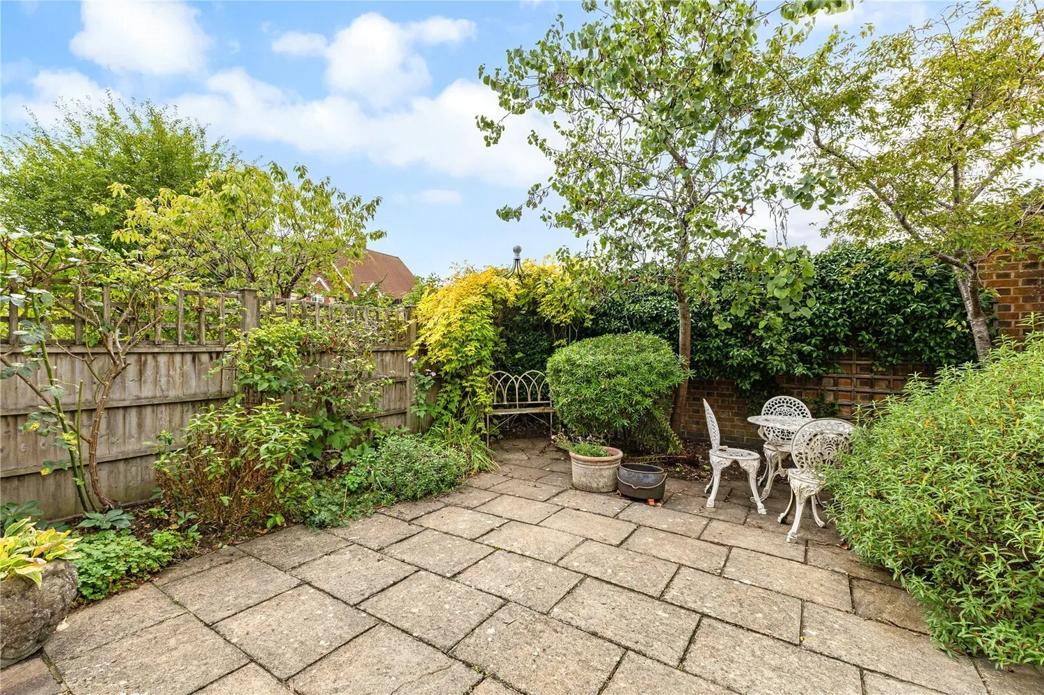 Cowdray Court, North Street, GU29 photo 4