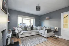 Orchard Avenue, Brentwood