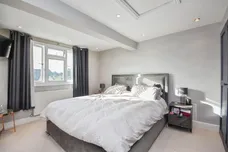 Orchard Avenue, Brentwood