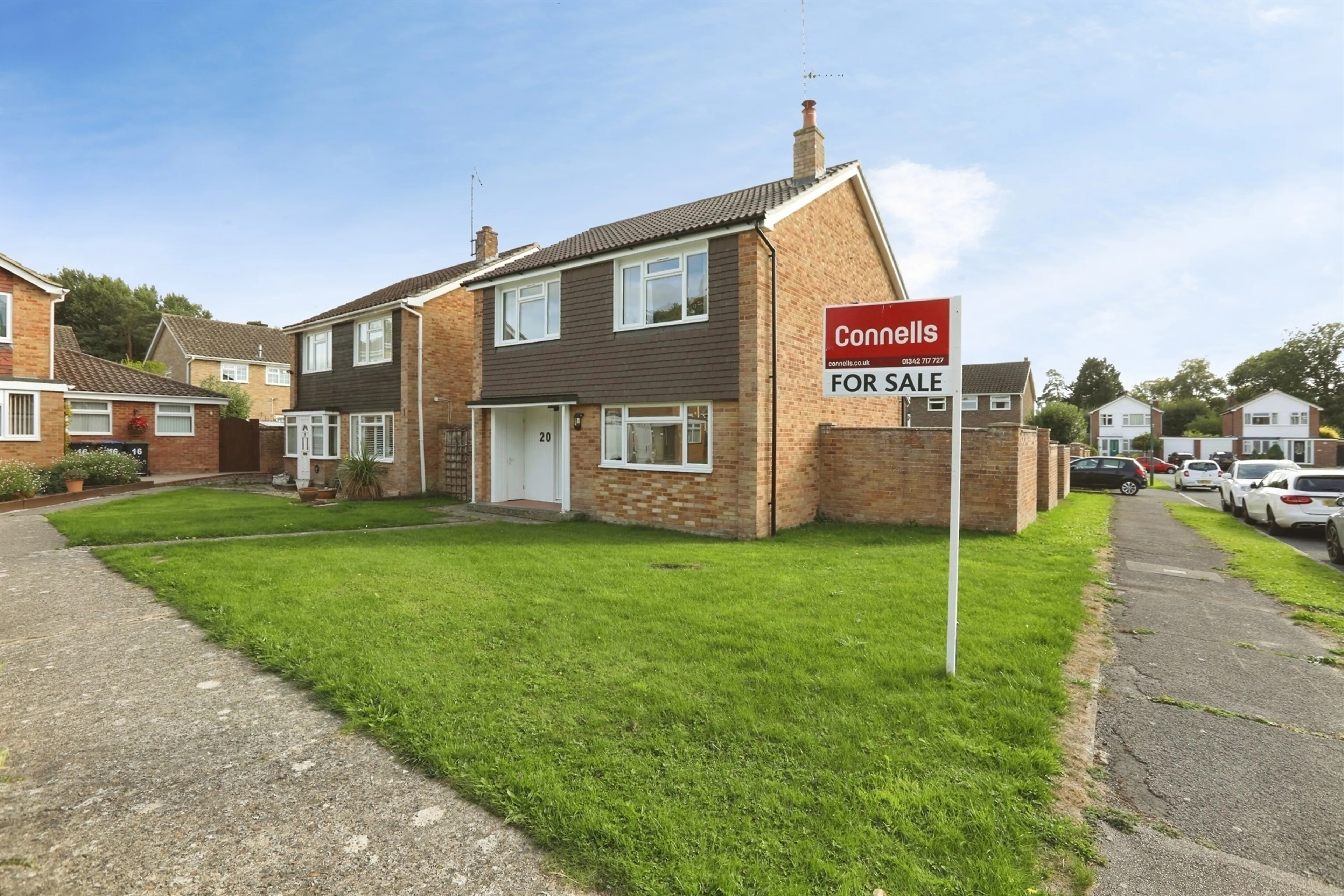 Property at Beechey Way, Copthorne, Crawley