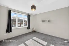 Rowan Close, London