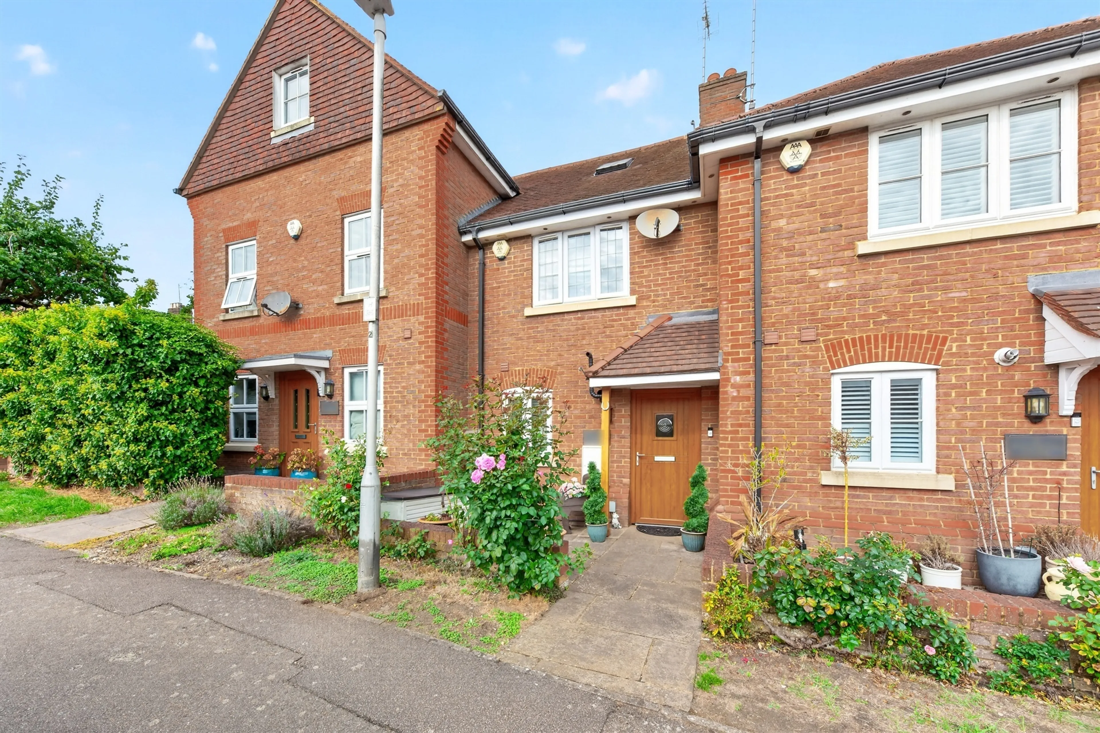 Property at Fullerton Close, Markyate, St. Albans