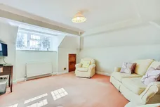 Broomhall Avenue, Wakefield