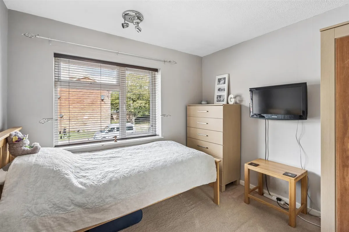 Windmill Road, Adeyfield, Hemel Hempstead, Hertfordshire, HP2 4BP
