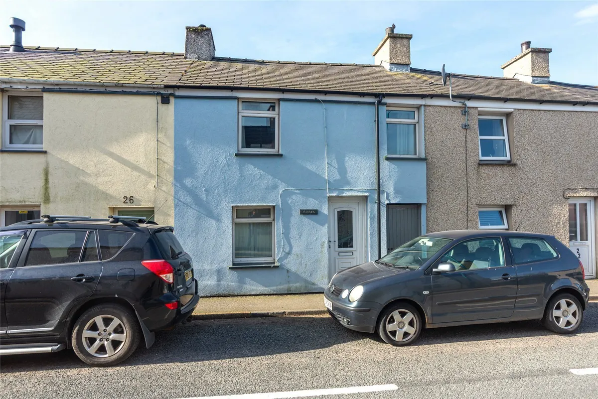 High Street, Deiniolen, Caernarfon, Gwynedd, LL55
