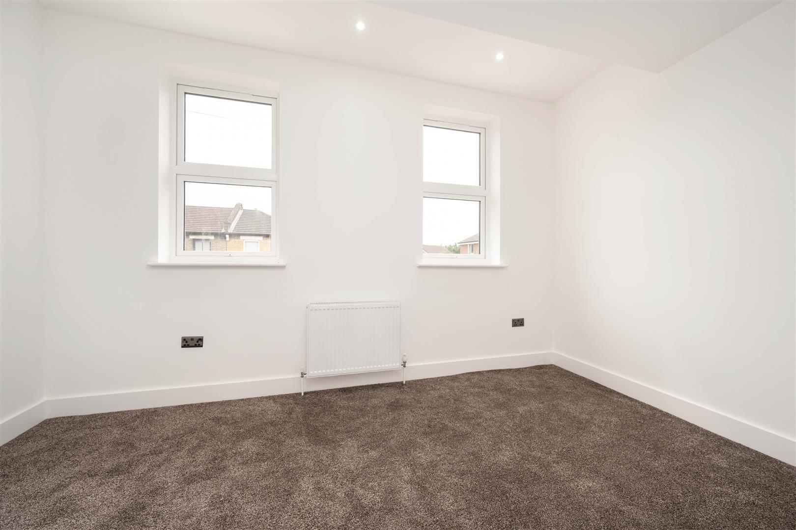 Daventry Avenue, Walthamstow, London Image 13