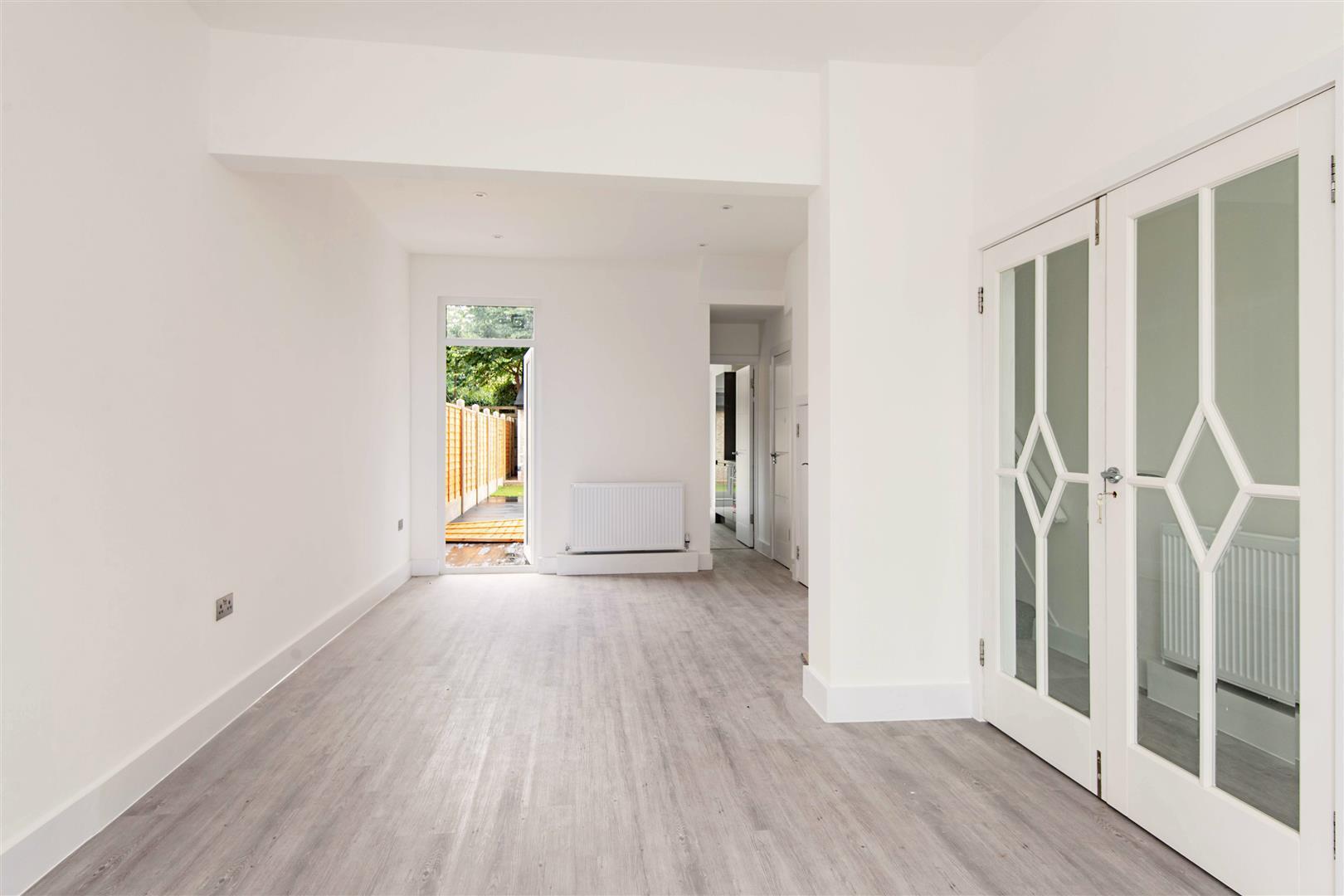 Daventry Avenue, London Image 6