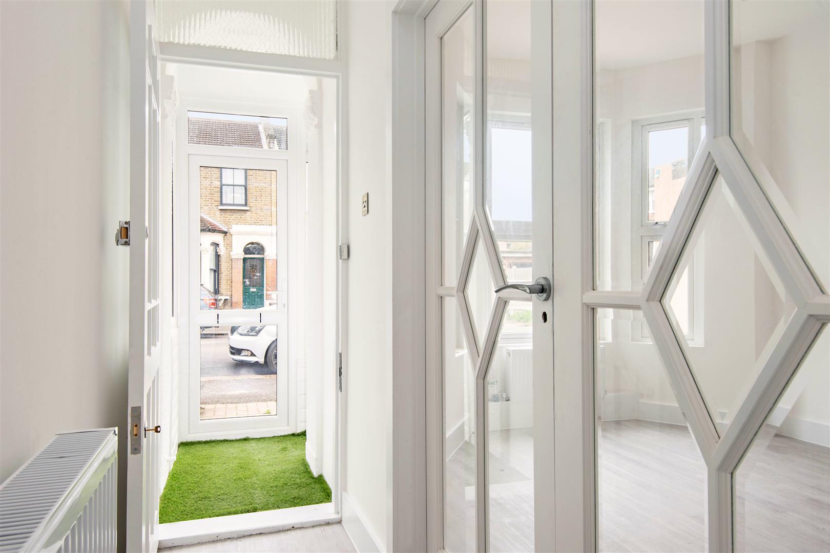 Daventry Avenue, London Image 13