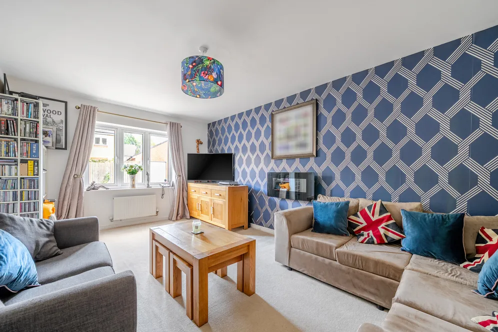 Bourne Way, Burbage, SN8 photo 6