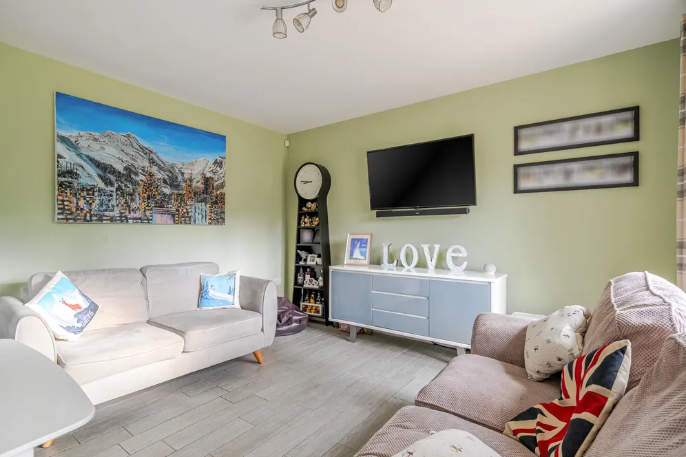 Bourne Way, Burbage, SN8 photo 7