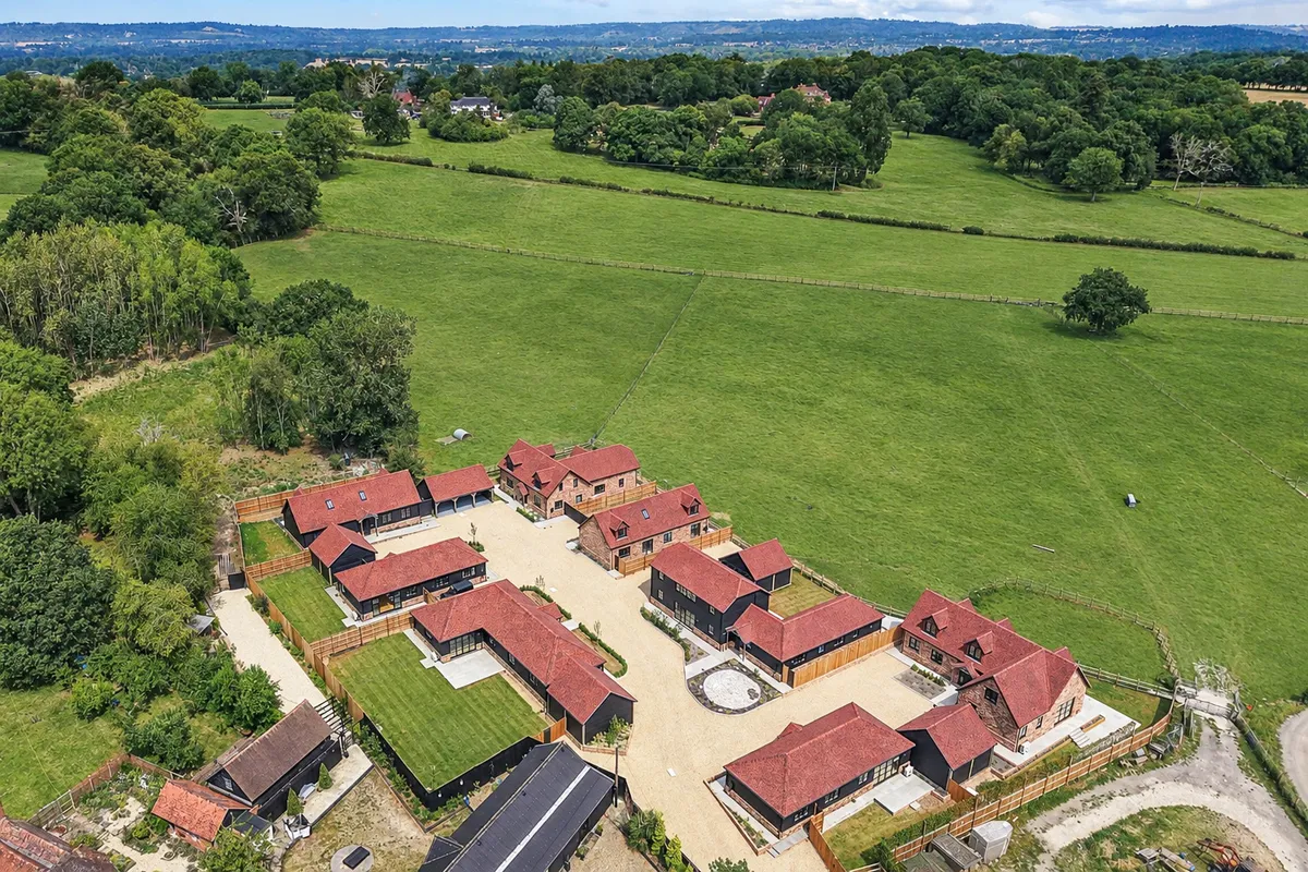 Old Farm Close, Charlwood, Surrey, RH6