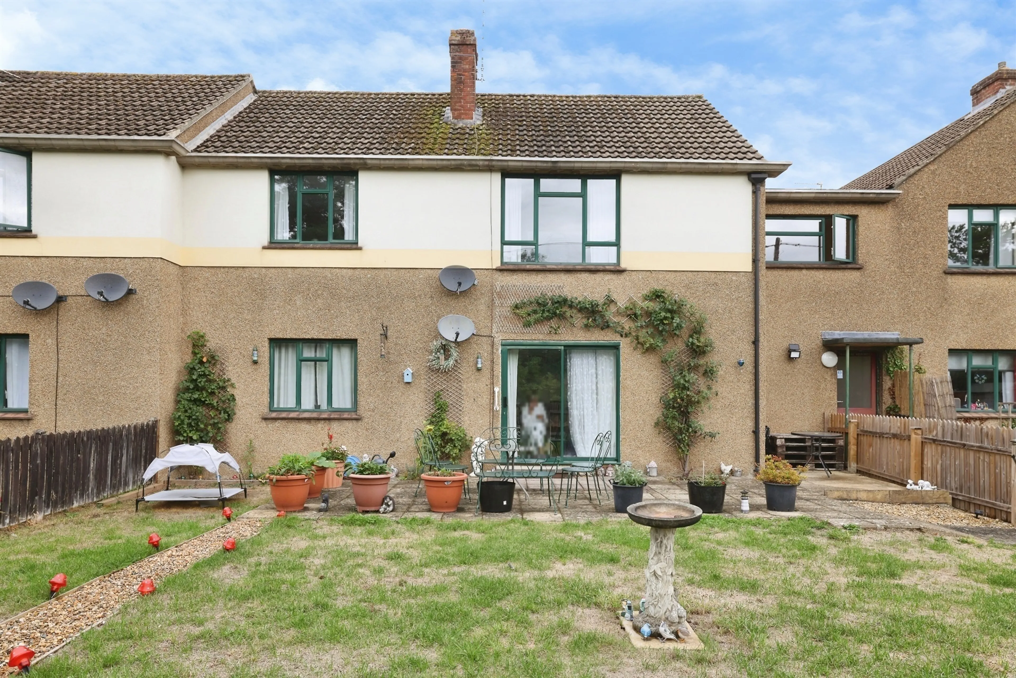 Property photo 0