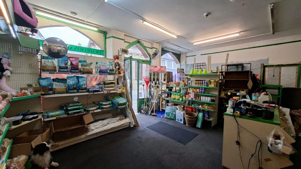 Property carousel item 4