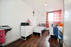 Oatland Drive, Leeds