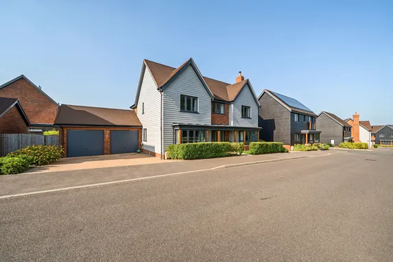Cordingley Drive, Pease Pottage, RH11