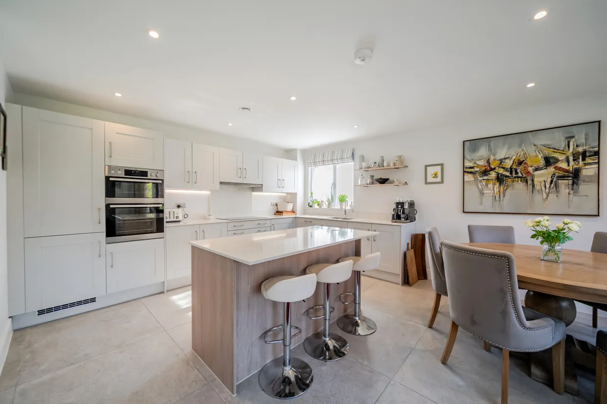 Cordingley Drive, Pease Pottage, RH11 photo 9
