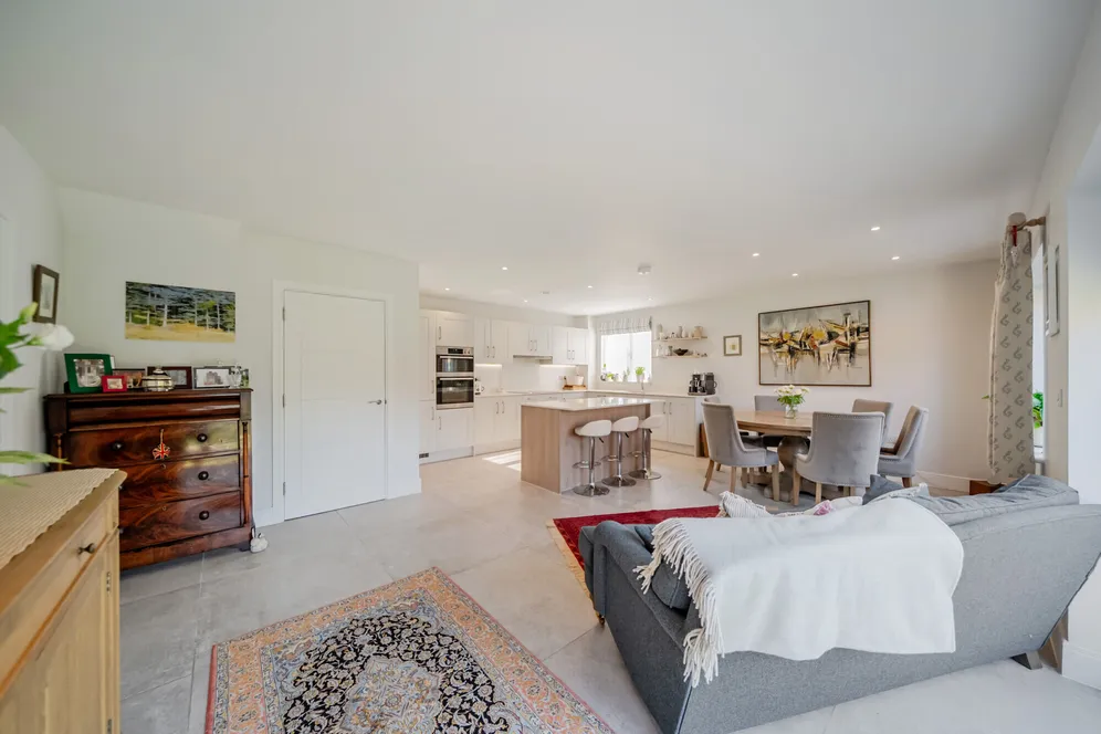 Cordingley Drive, Pease Pottage, RH11 photo 12