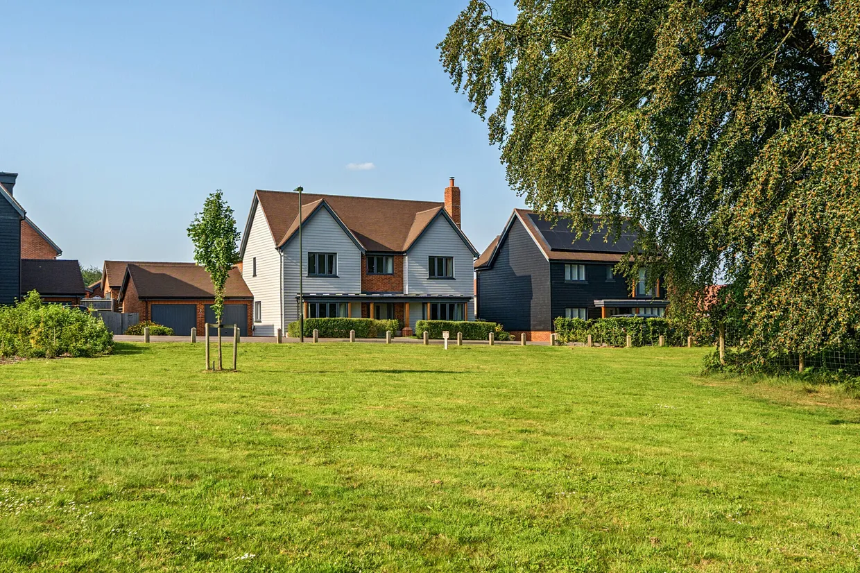 Cordingley Drive, Pease Pottage, RH11 photo 22