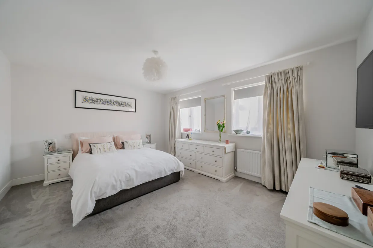 Cordingley Drive, Pease Pottage, RH11 photo 27