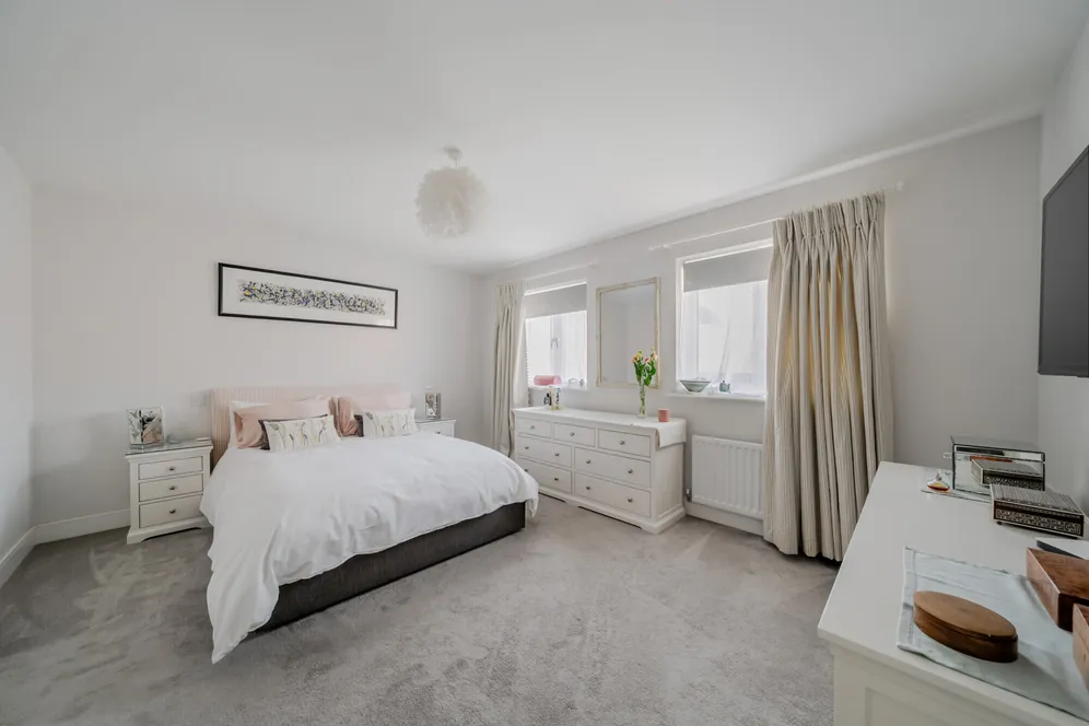 Cordingley Drive, Pease Pottage, RH11 photo 27