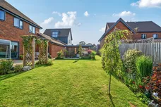 Cordingley Drive, Pease Pottage, RH11 photo 35