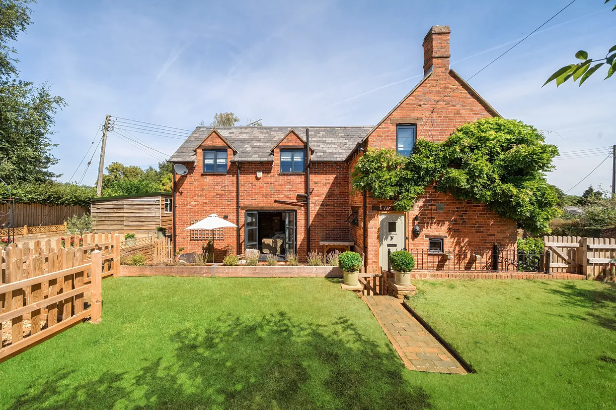 Shutford Road, Balscote, OX15 photo 18