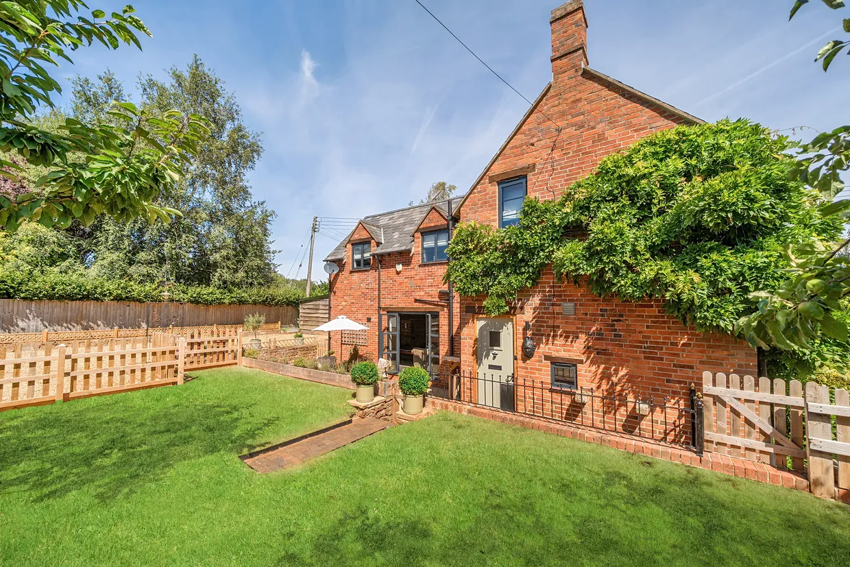 Shutford Road, Balscote, OX15 photo 20