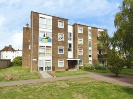 Woodcote Road, WALLINGTON photo