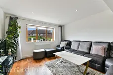 Sparrow Farm Drive, FELTHAM