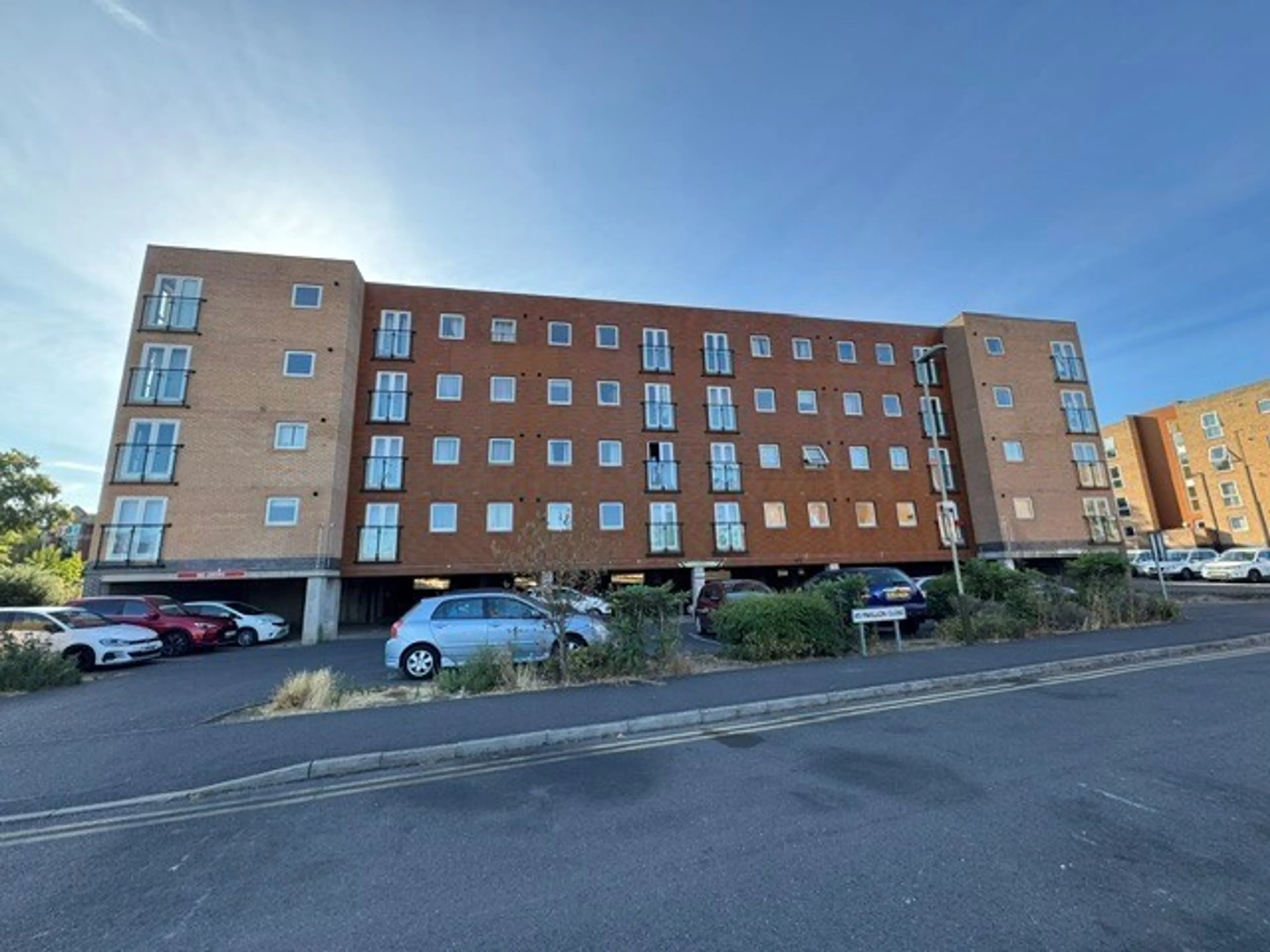 Property photo 0
