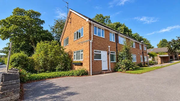 Snape Hill, Dronfield, S18