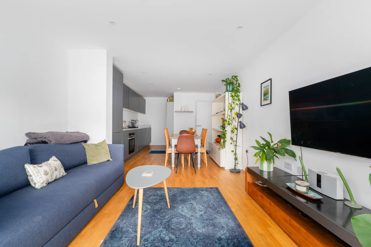 Hawthorne Crescent, London, SE10 photo 9
