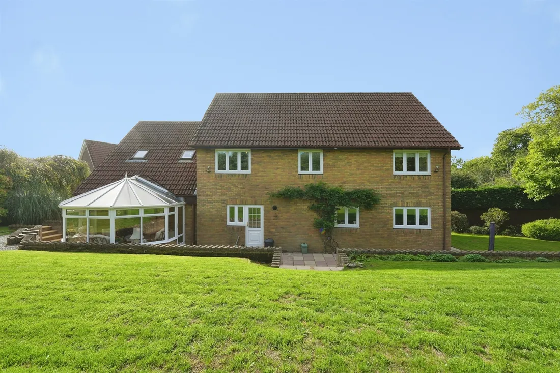 Property photo 31