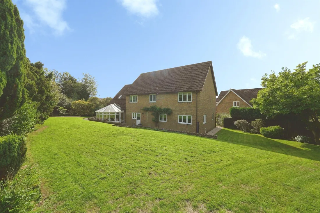 Property photo 32