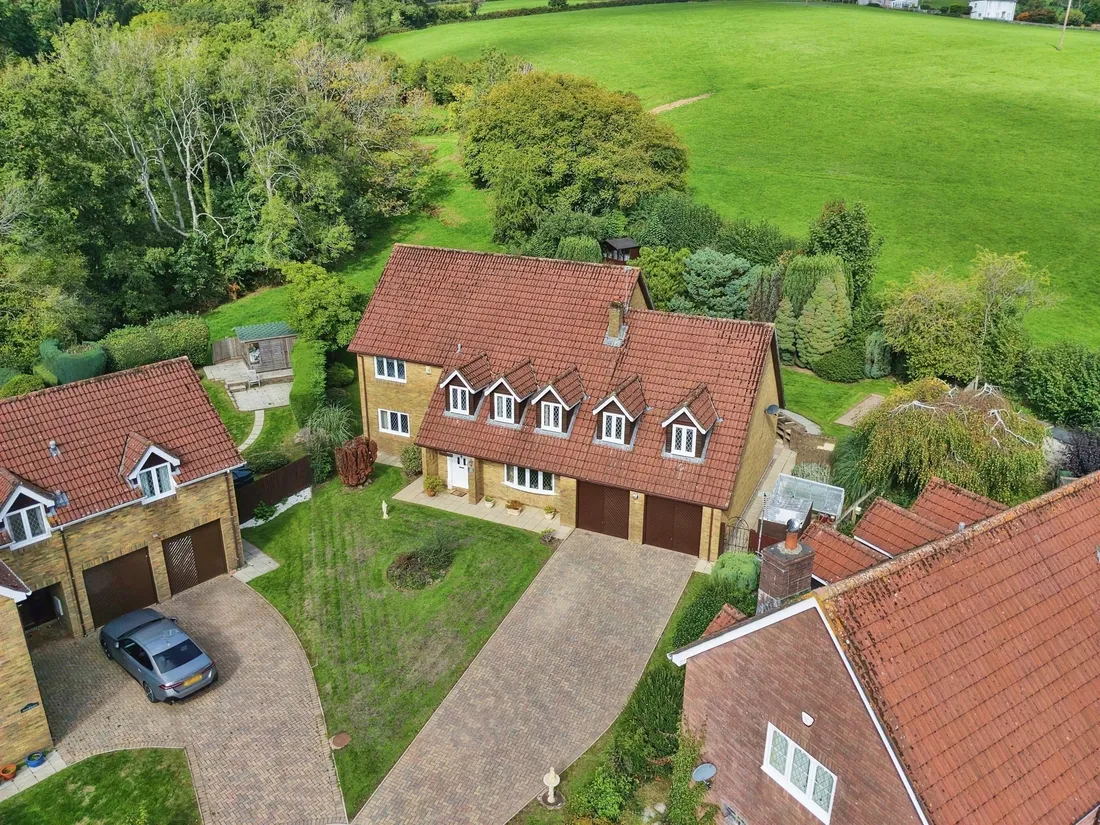 Property photo 33