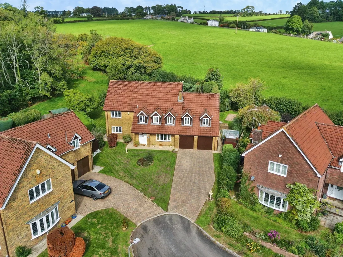 Property photo 34