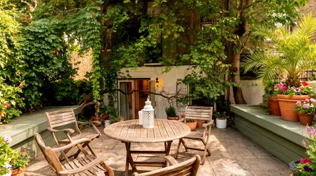 Finborough Road, London, SW10