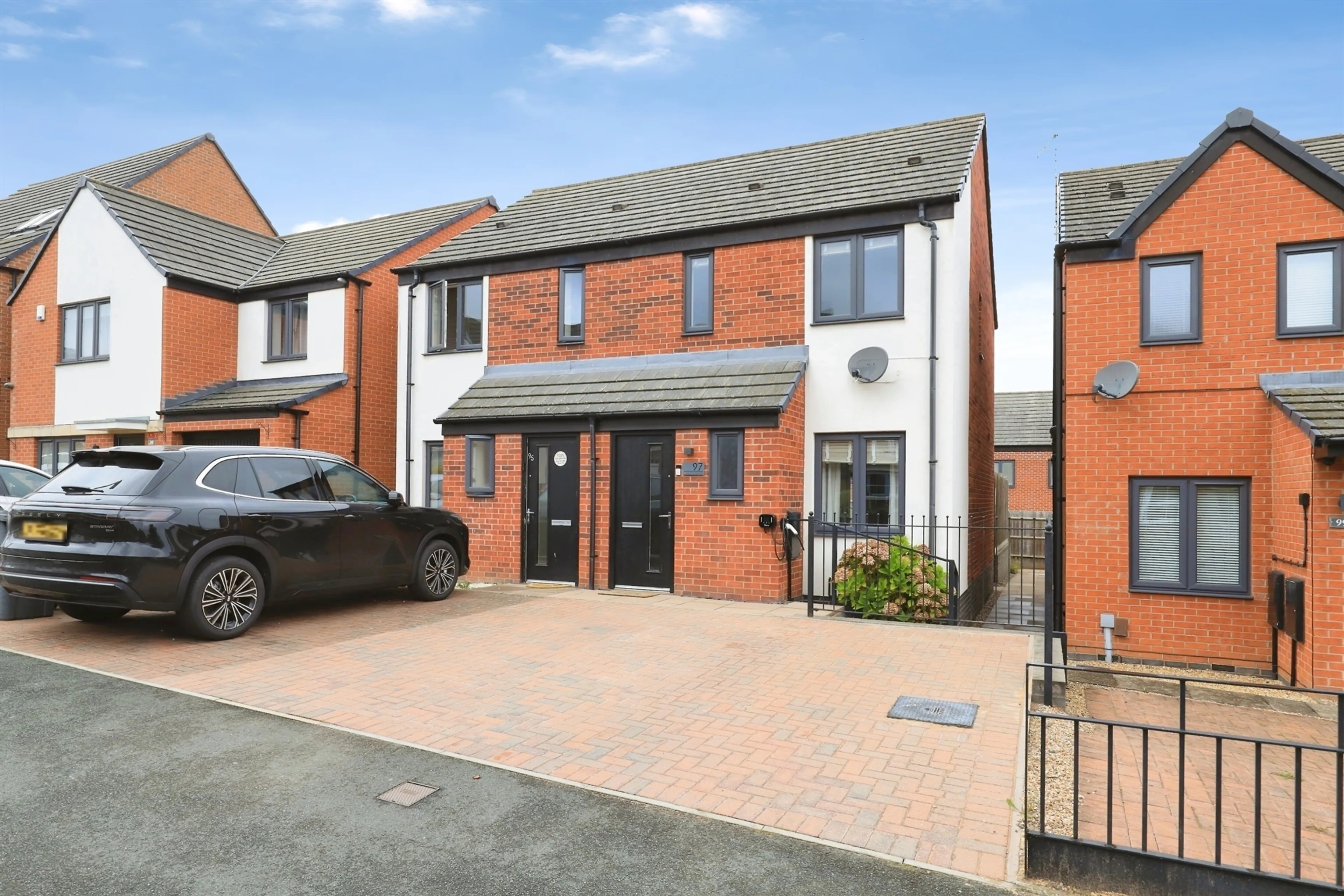 Property photo 0