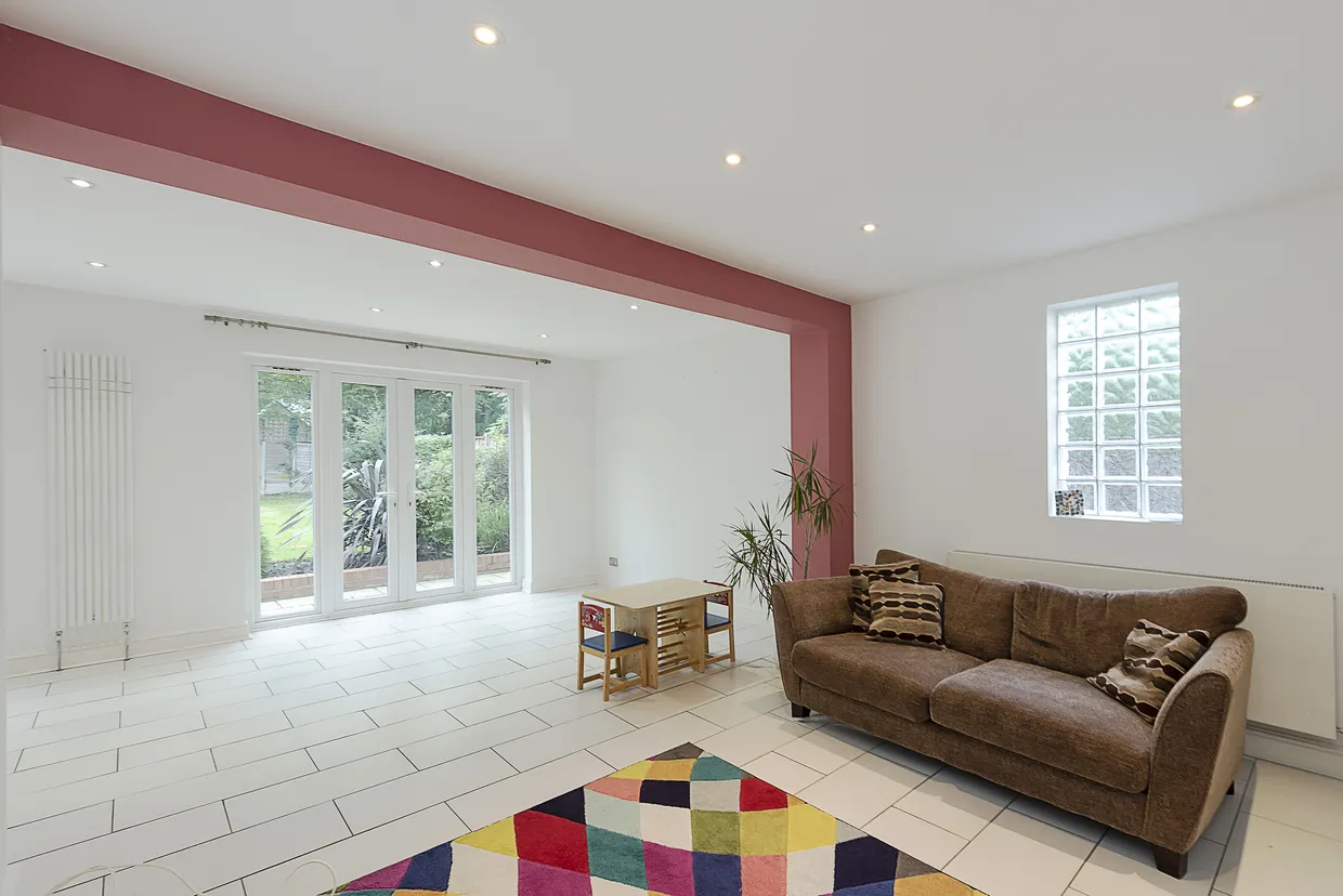 Bellfield Avenue, Harrow Weald, HA3 photo 9