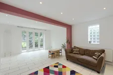 Bellfield Avenue, Harrow Weald, HA3 photo 9
