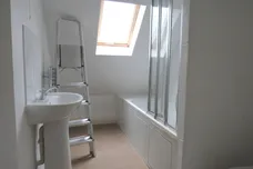Robins Court, Chard
